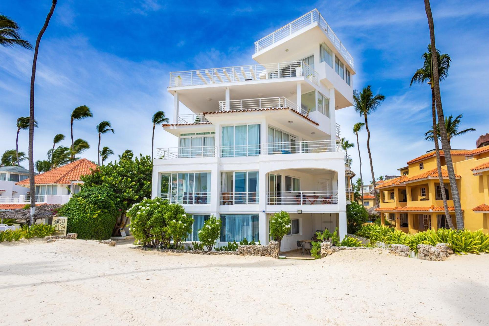 Prime Ocean View - 3-bedroom Getaway With Private Terrace On Bavaro Appartement *