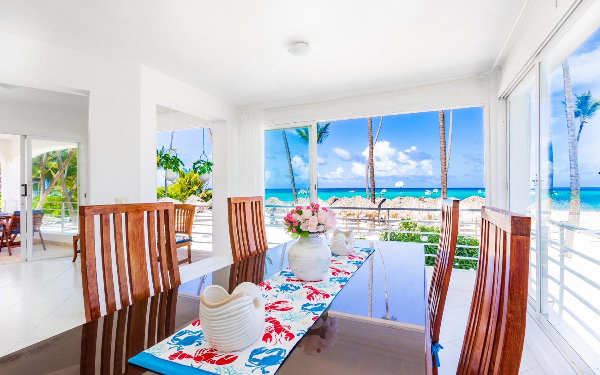 Prime Ocean View - 3-bedroom Getaway With Private Terrace On Bavaro Appartement Punta Cana