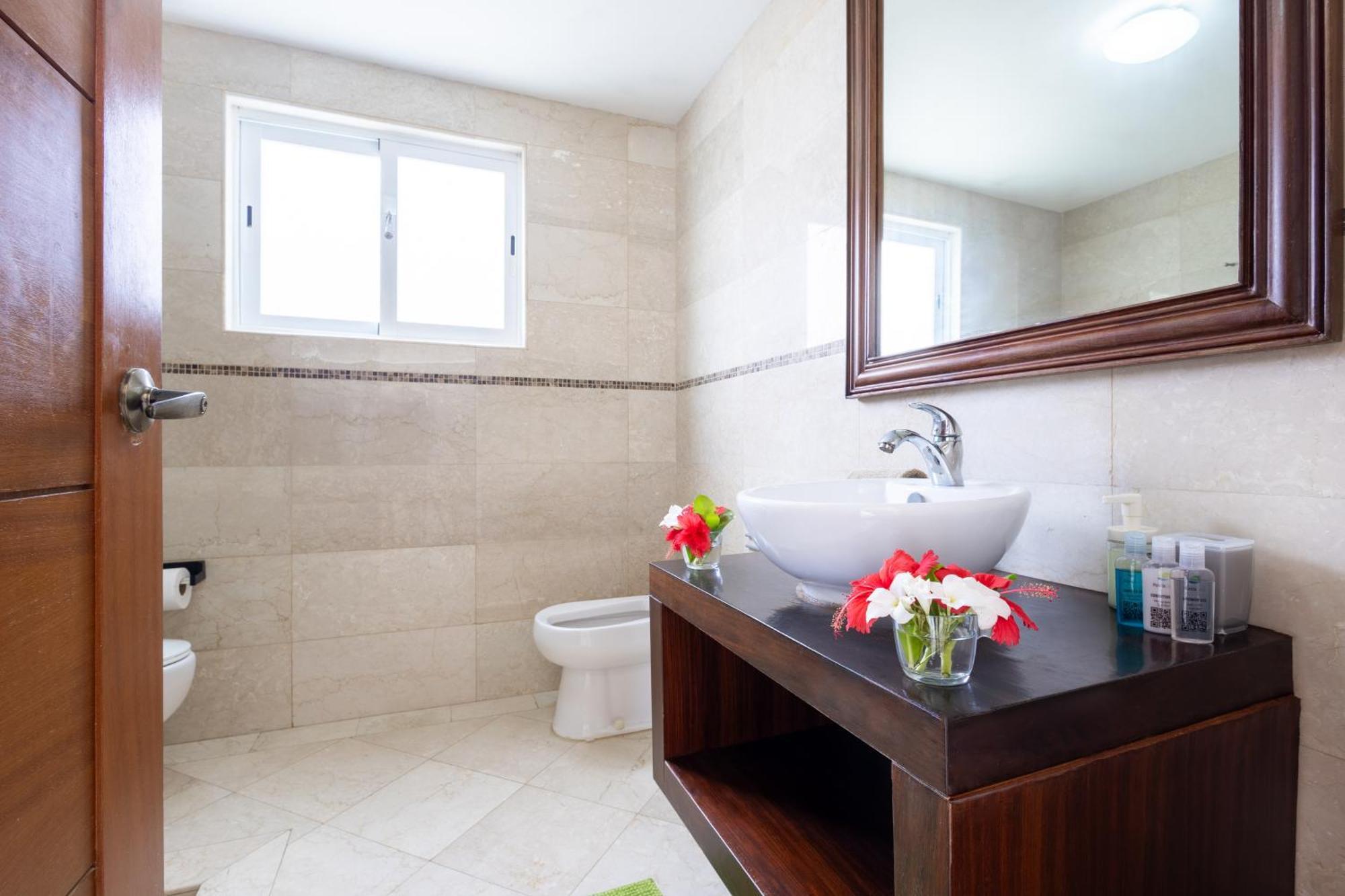 Prime Ocean View - 3-bedroom Getaway With Private Terrace On Bavaro Appartement *